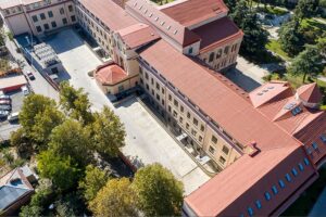 جامعة القوقاز